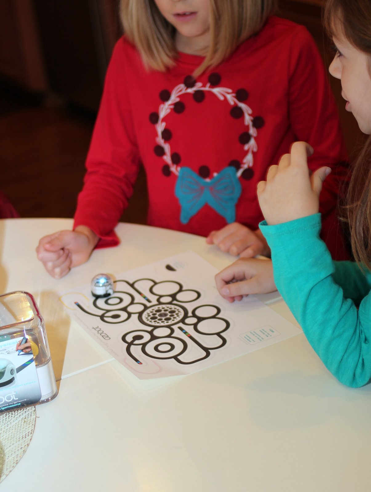 Ozobots and Cupcakes - Coding over Brunch! - Shes {kinda} Crafty