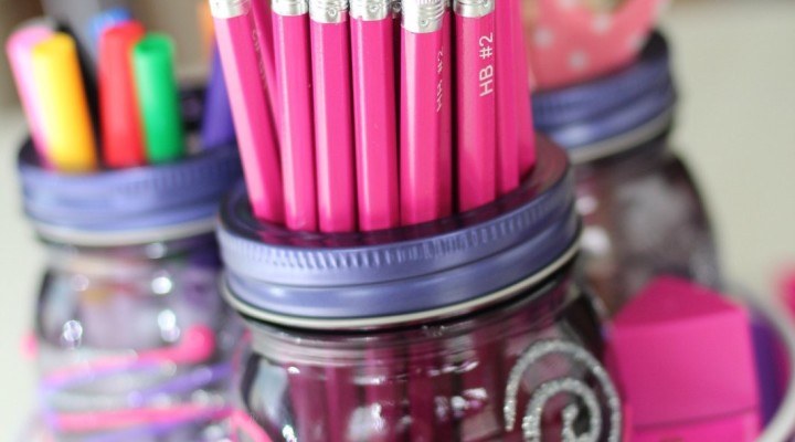 Mason Jar Homework Station | #CanItForward